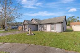 Picture of 7908 E White Water Court, Tampa, FL 33637