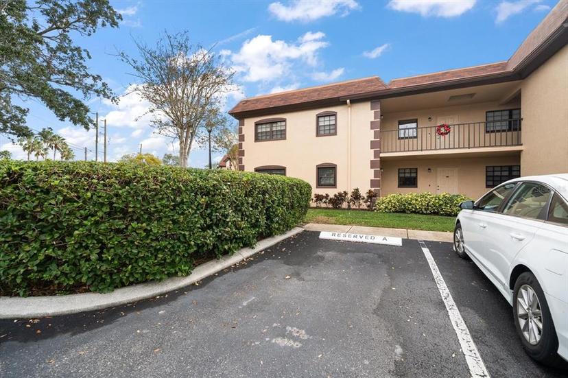 Picture of 12900 Vonn Road Unit F101, Largo FL 33774