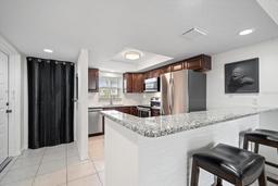 Picture of 12900 Vonn Road Unit F101, Largo, FL 33774