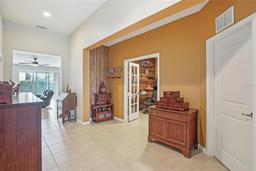 Picture of 15711 Starling Dale Lane, Lithia, FL 33547