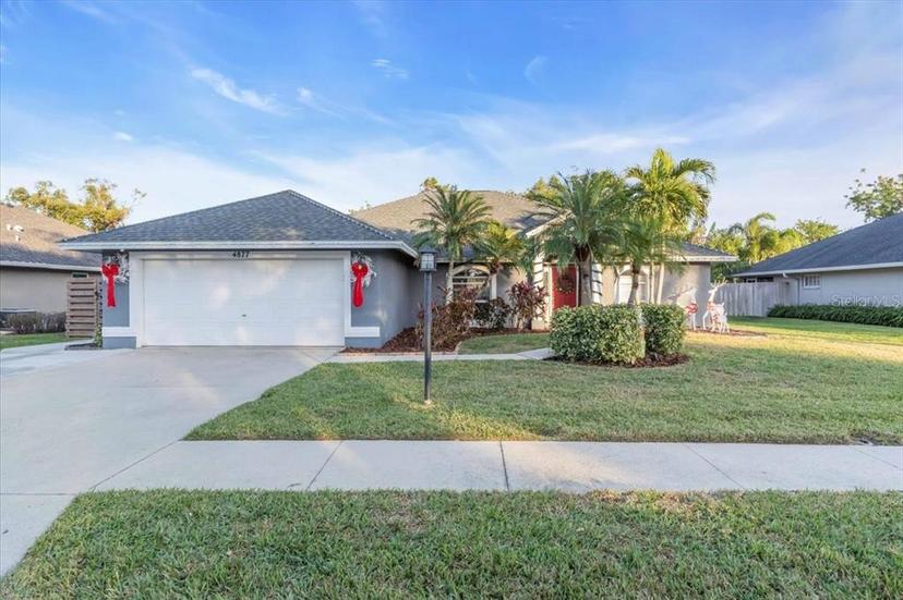 Picture of 4877 Post Pointe Drive, Sarasota FL 34233