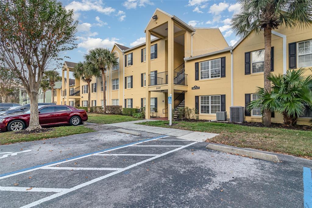 Picture of 2047 Dixie Belle Drive Unit 2047L, Orlando, FL 32812