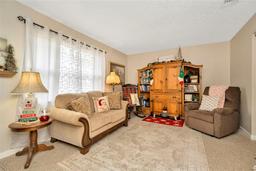 Picture of 12212 Floral Lane, Thonotosassa, FL 33592