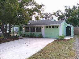 Picture of 641 Wilkie Street, Dunedin, FL 34698