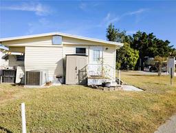 Picture of 3275 26Th Avenue E Unit 110, Bradenton, FL 34208