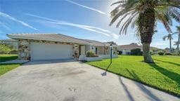 Picture of 482 Rubens Dr E, Nokomis, FL 34275