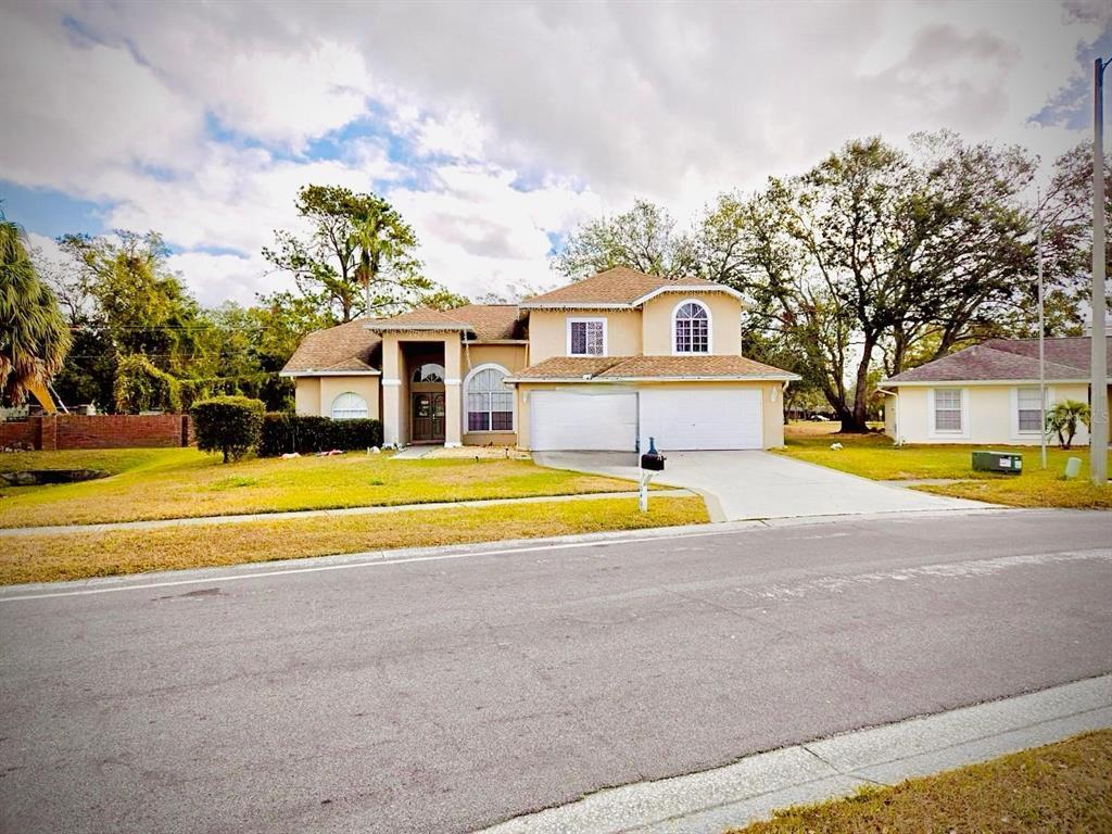 Picture of 10402 Ashley Oaks Drive, Riverview, FL 33578