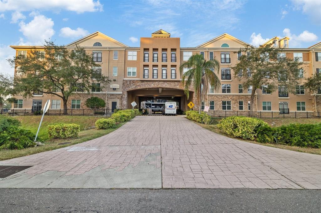 Picture of 4221 W Spruce Street Unit 1127, Tampa, FL 33607