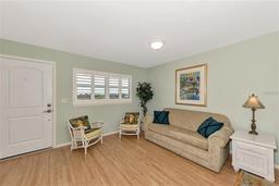 Picture of 255 The Esplanade N Unit 603, Venice, FL 34285