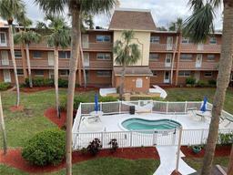 Picture of 12760 Indian Rocks Road Unit 562, Largo, FL 33774