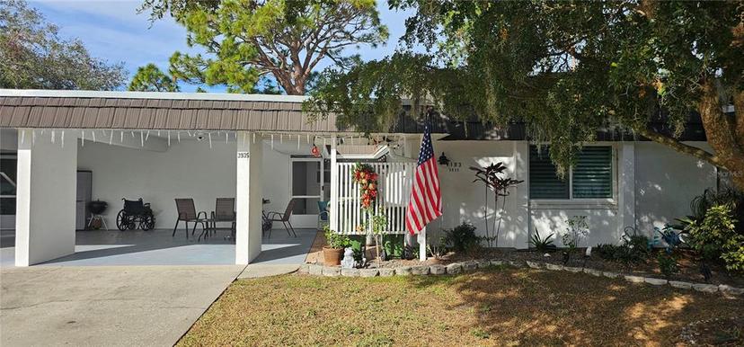 Picture of 3935 Panola Lane Unit 183, Sarasota FL 34232