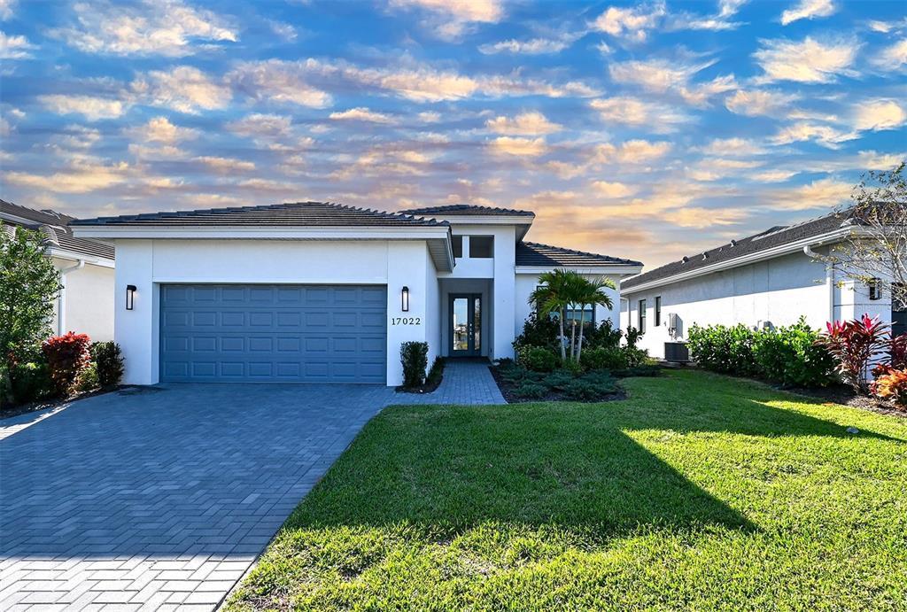 Picture of 17022 Cresswind Terrace, Lakewood Ranch, FL 34211