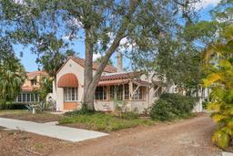 Picture of 2311 Brevard Road Ne, St Petersburg, FL 33704