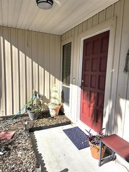 Picture of 4171 Oak Loop Unit 69, Mulberry, FL 33860