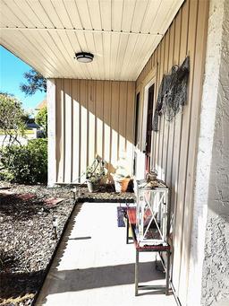 Picture of 4171 Oak Loop Unit 69, Mulberry, FL 33860