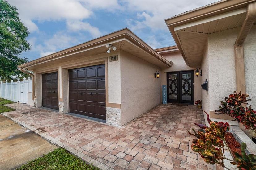 Picture of 2790 Pinellas Point Drive S, St Petersburg FL 33712