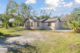 Picture of 5308 Clewis Avenue, Tampa, FL 33610