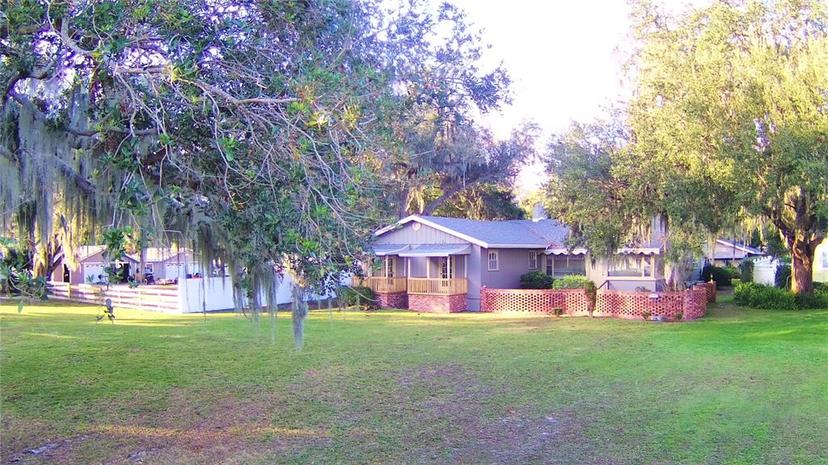 Picture of 2036 Lake Ariana Boulevard, Auburndale FL 33823