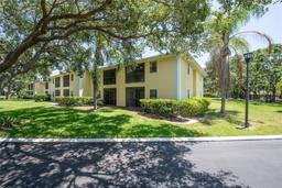 Picture of 3001 58Th Avenue S Unit 1002, St Petersburg, FL 33712