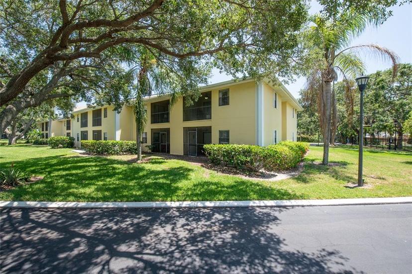 Picture of 3001 58Th Avenue S Unit 1002, St Petersburg FL 33712