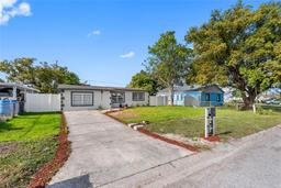 Picture of 7812 N Woodlynne Avenue, Tampa, FL 33614