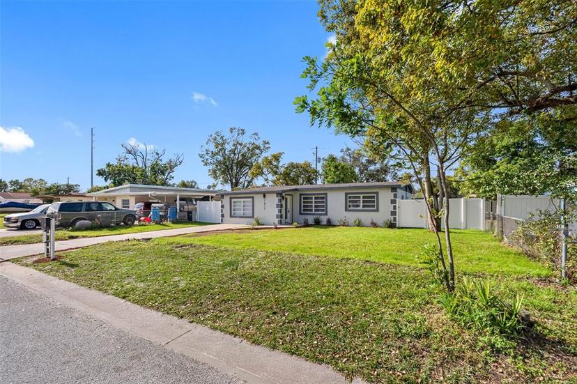 Picture of 7812 N Woodlynne Avenue, Tampa FL 33614