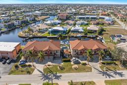 Picture of 1323 Mediterranean Drive Unit 111, Punta Gorda, FL 33950