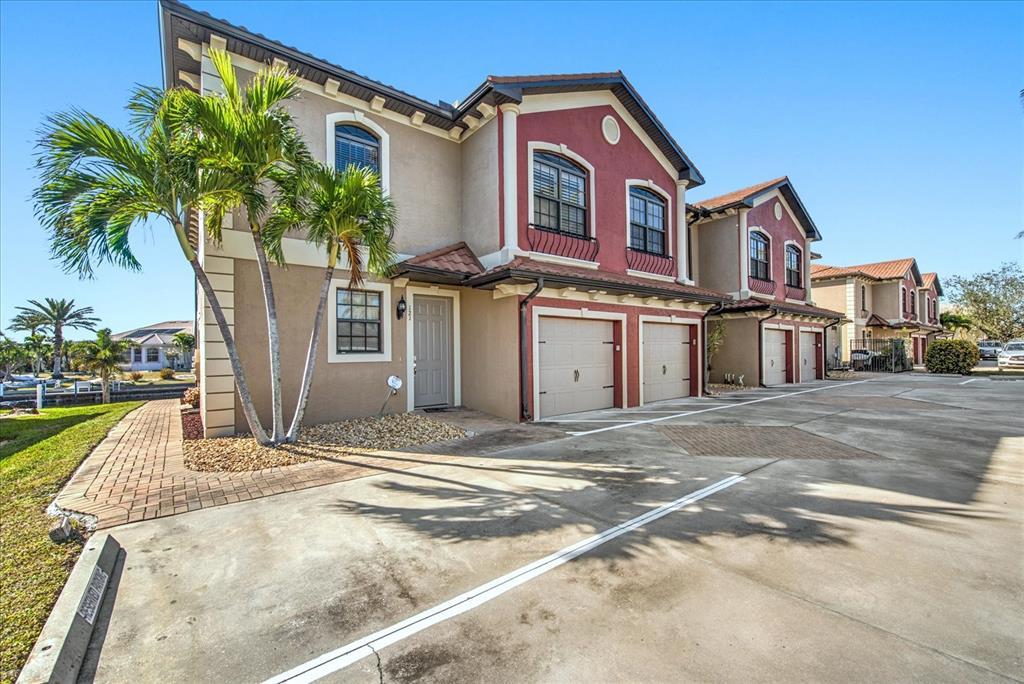 Picture of 1323 Mediterranean Drive Unit 111, Punta Gorda, FL 33950