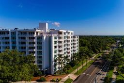 Picture of 700 Beach Drive E Unit PH 2, St Petersburg, FL 33701