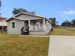 Picture of 420 21St Street E, Palmetto, FL 34221