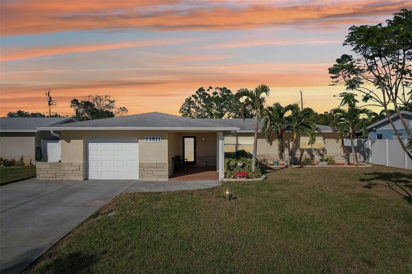 Picture of 13511 87Th Place, Seminole FL 33776