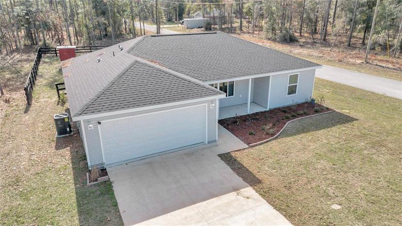 Picture of 24440 NW Falcon Avenue, Dunnellon FL 34431