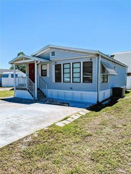 Picture of 3275 26Th Avenue E Unit 109, Bradenton, FL 34208