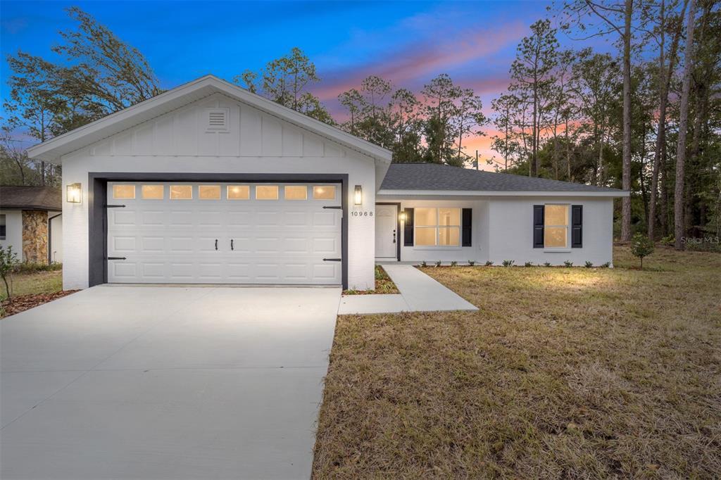 Picture of 10968 N Airway Loop, Citrus Springs, FL 34434