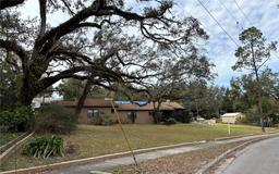 Picture of 1505 E Park Circle, Tampa, FL 33610