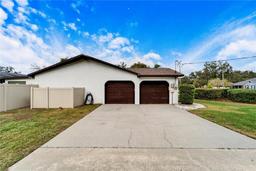 Picture of 11303 Leprechaun Drive, Riverview, FL 33569