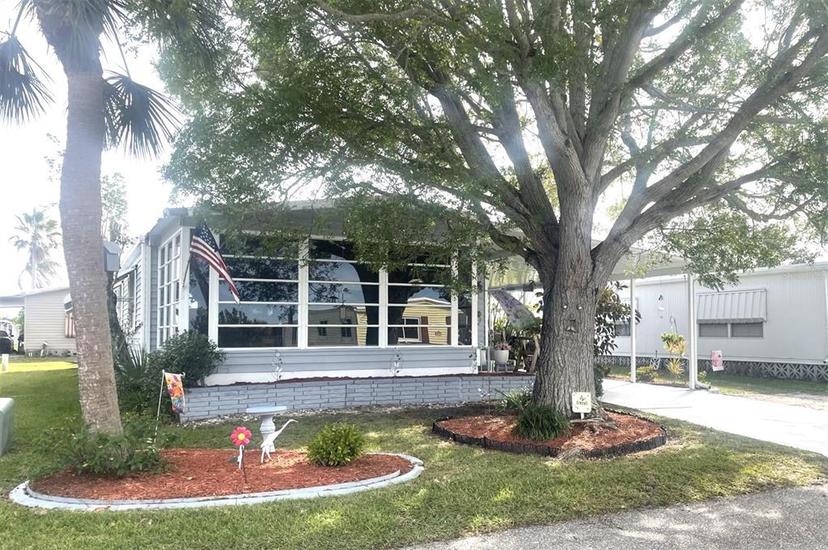 Picture of 727 Blackburn Boulevard, North Port FL 34287