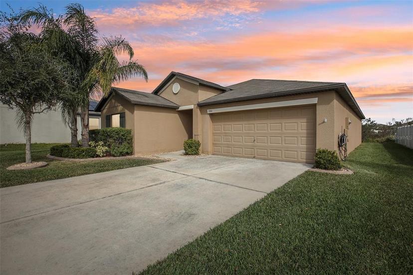 Picture of 2964 Moulden Hollow Drive, Zephyrhills FL 33540