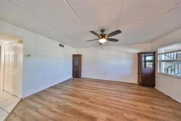 Picture of 11700 Park Boulevard Unit 209, Seminole, FL 33772