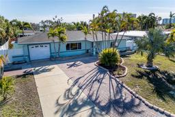 Picture of 10215 3Rd Street E, Treasure Island, FL 33706