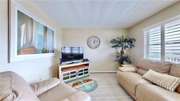 Picture of 1898 Shore Dr S Unit 317, South Pasadena, FL 33707