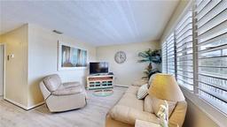 Picture of 1898 Shore Dr S Unit 317, South Pasadena, FL 33707