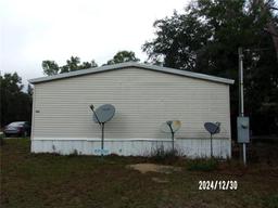 Picture of 1161 SE 175 Court, Silver Springs, FL 34488