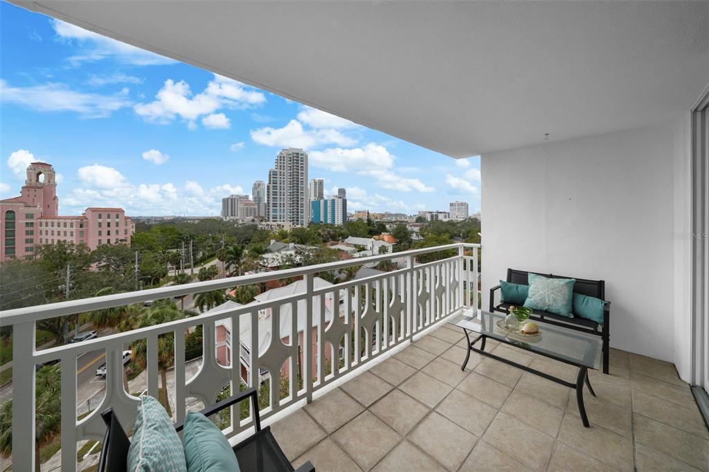 Picture of 700 Beach Drive Ne Unit 805, St Petersburg, FL 33701