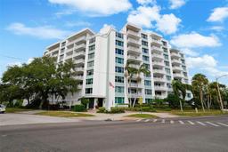 Picture of 700 Beach Drive Ne Unit 805, St Petersburg, FL 33701