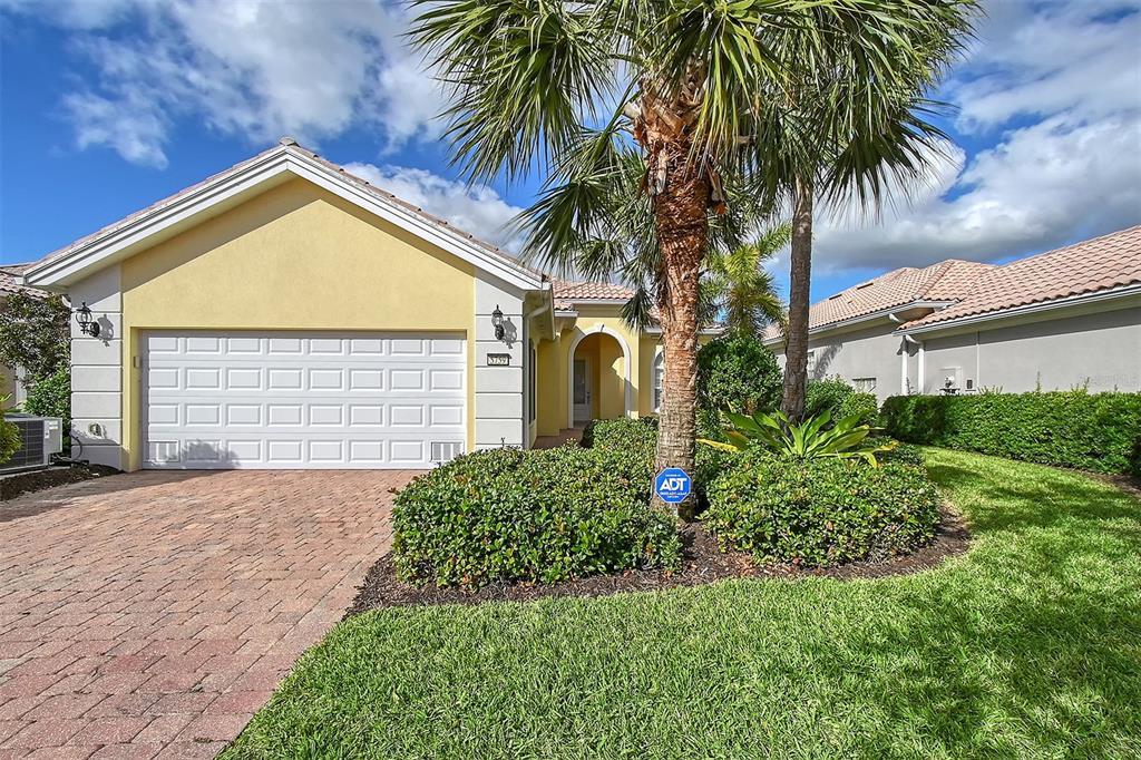 Picture of 5759 Benevento Drive, Sarasota, FL 34238