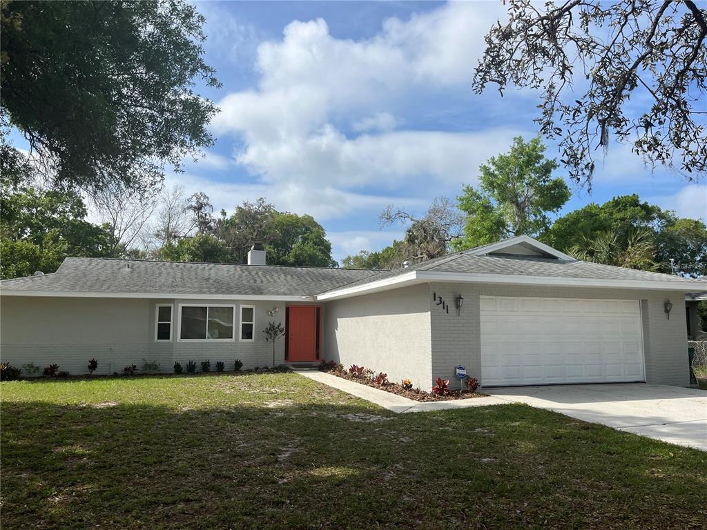 Picture of 1311 4Th Street W, Palmetto, FL 34221