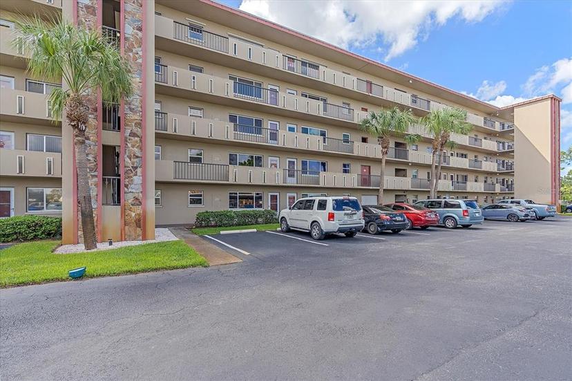 Picture of 4460 Ironwood Circle Unit 403A, Bradenton FL 34209