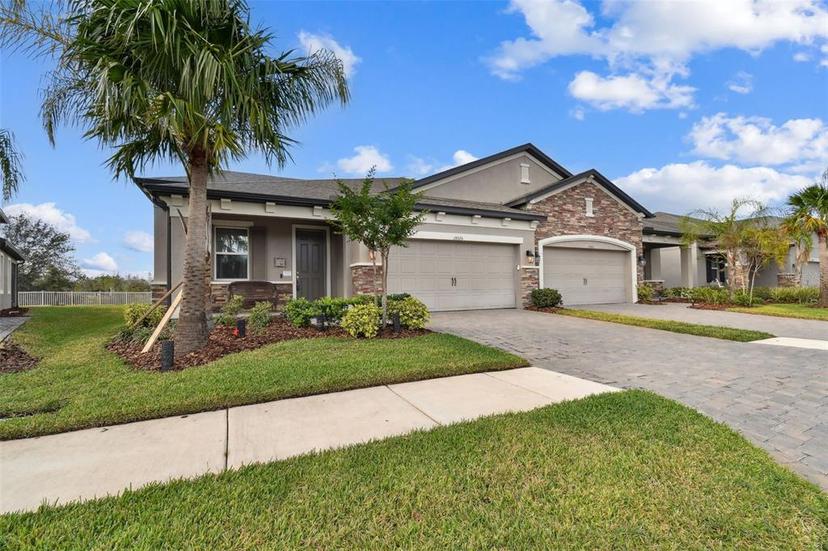 Picture of 19315 Hawk Valley Drive, Tampa FL 33647