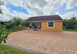 Picture of 7211 Waycross Avenue, Tampa, FL 33619